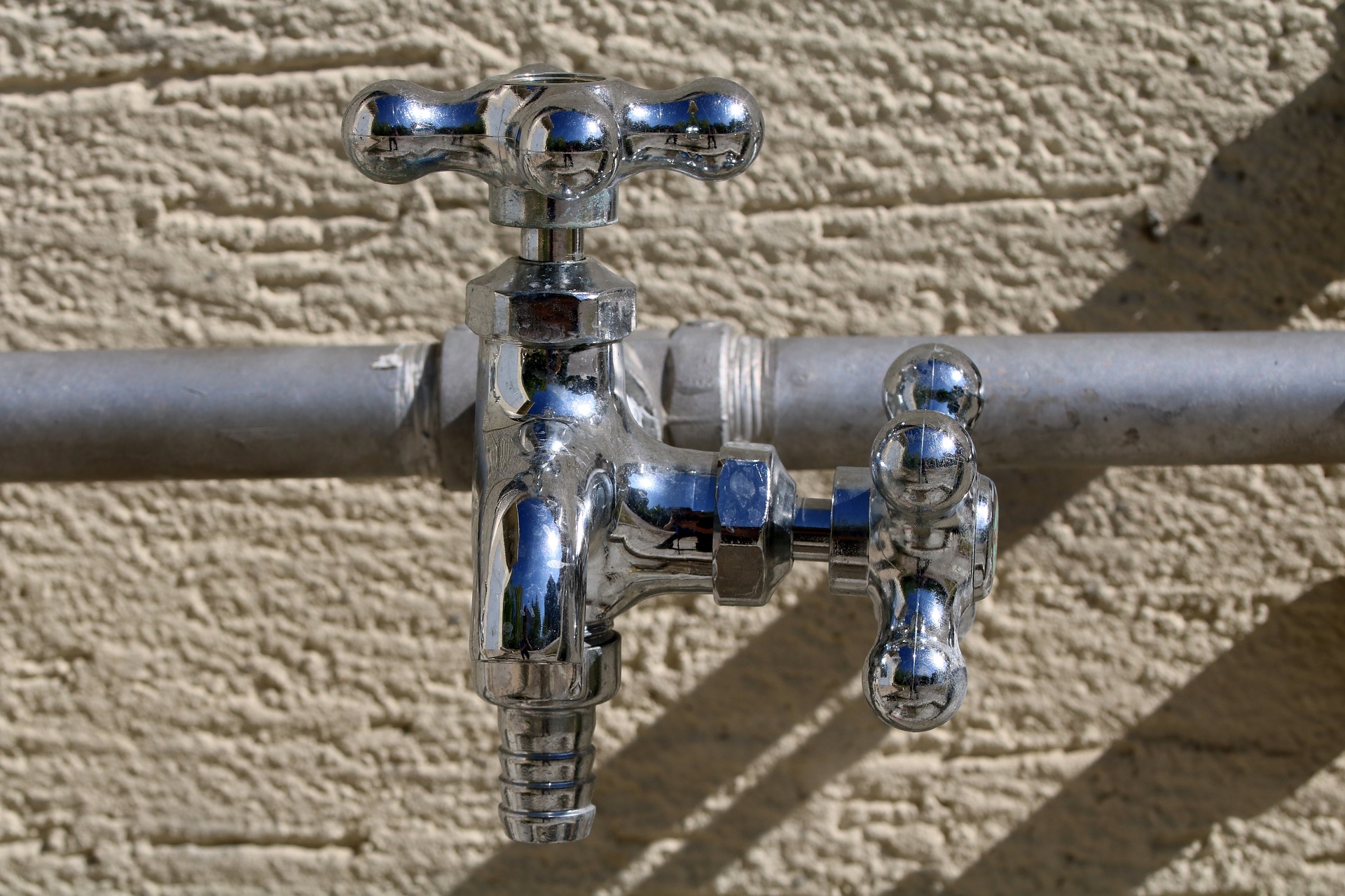 Cast Iron Systems Vs. PVC Pipe Systems - Bieg Plumbing