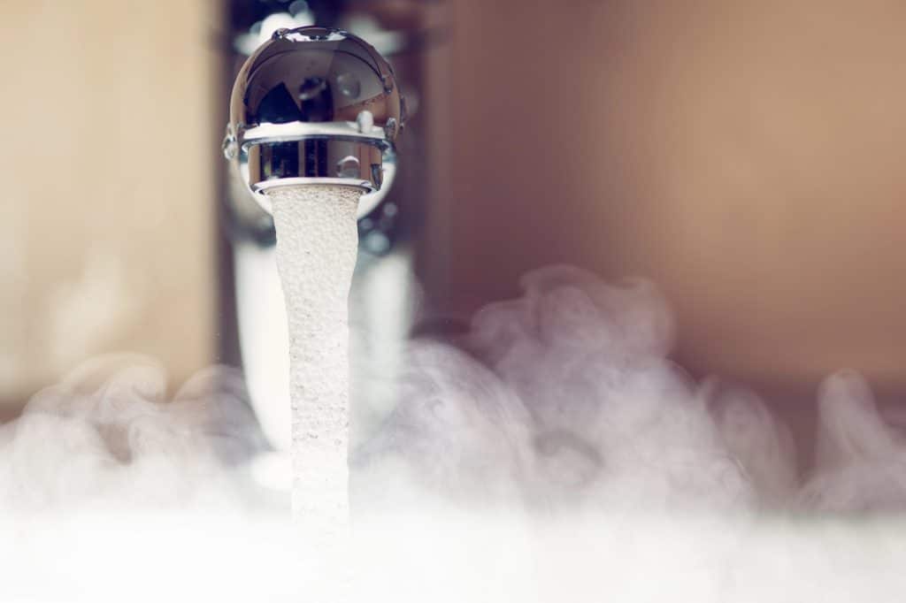 water heater hissing, hot water heater hissing, water heater noise, heater making hissing sound